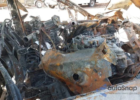 2014 Toyota Sienna Le V6 7 Passenger Mobility z USA, uszkodzony, nr VIN 5TDKK3DC1ES448938